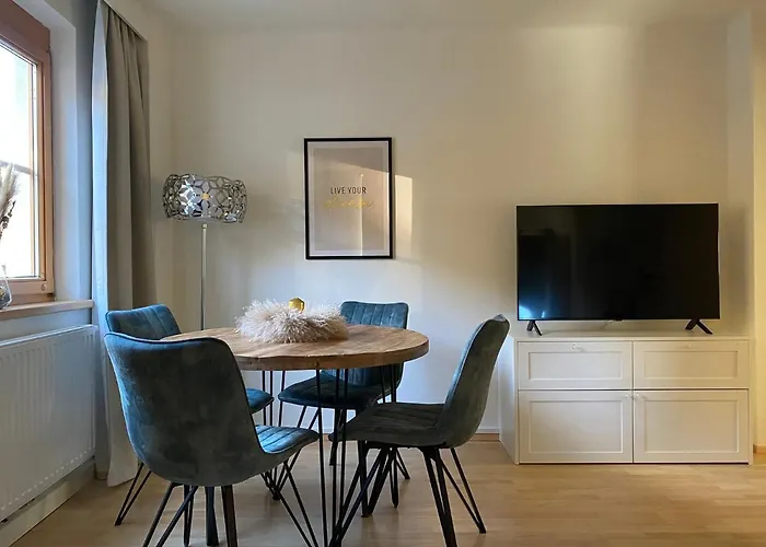 Gemuetliche Wohnung Mit Gartenblick