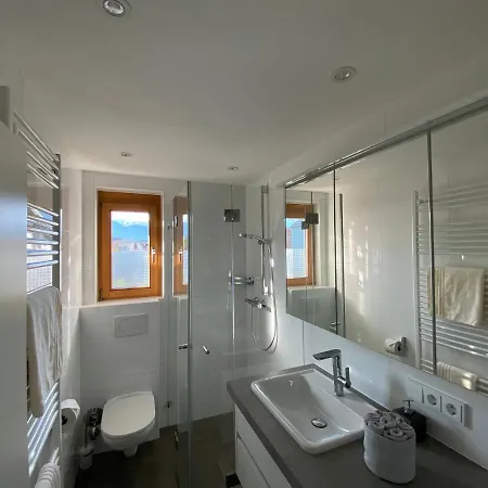 Gemuetliche Wohnung Mit Gartenblick Innsbruck Extérieur photo